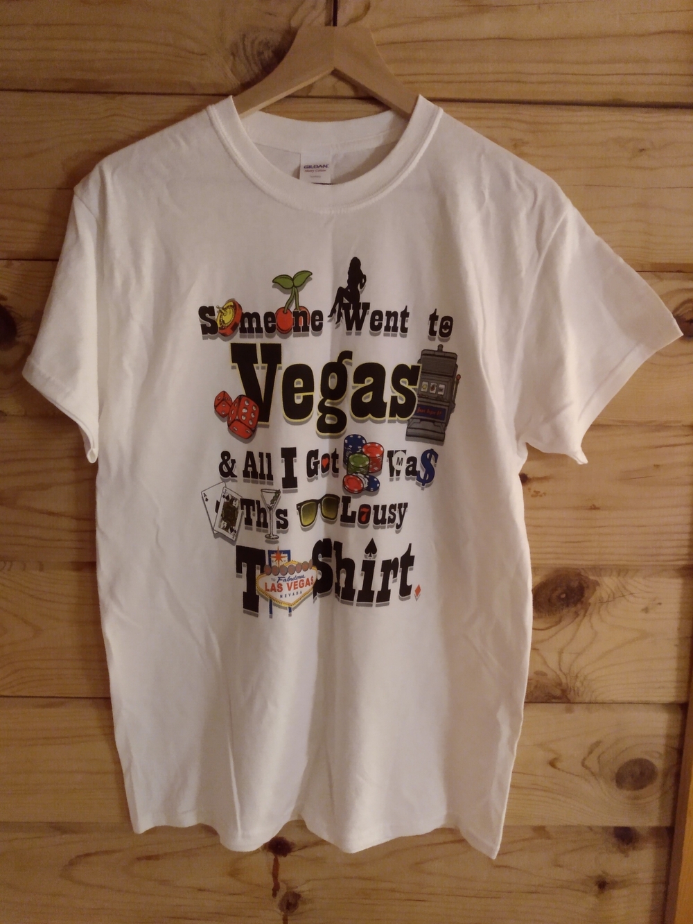 Gildan Unisex White Vegas T-shirt Size Medium New Without Tags